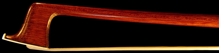 Slaviero �Y���r�G�� �| �C�^���A