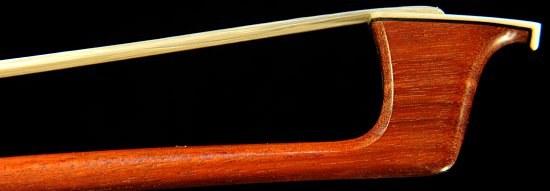 Slaviero �Y���r�G�� �| �C�^���A