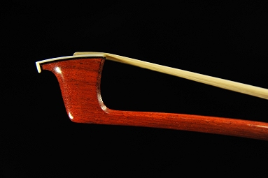 �M���[�� �| �o�C�I����