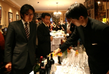 ���y����X MAGICO �k���X