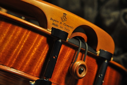 �O���U���X �C�^���A �o�C�I����