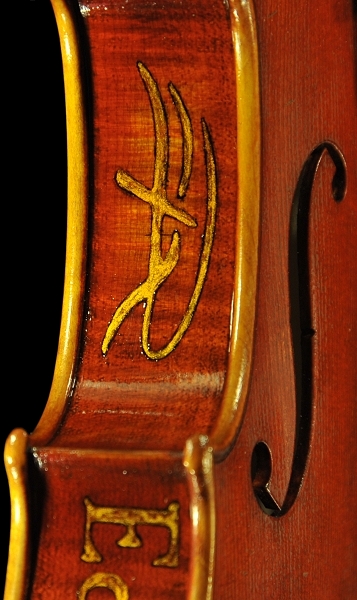 エドガーラス クレモナ バイオリン