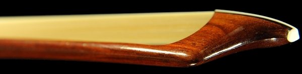 �M���[�� Cello �| Gold ��