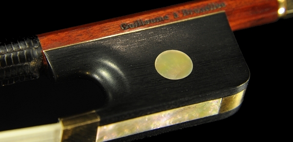 �M���[�� Cello �| Gold ��