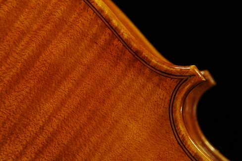 ���B�I�� Conia Italy cremona �C�^���A