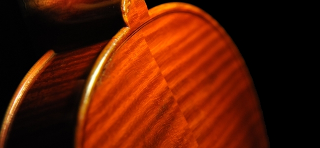 �r�I�� �A�W�i�[�� �T���h�� �N�����i