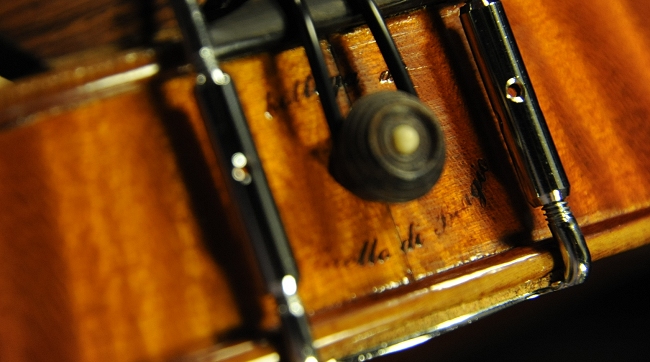 MAGICO �C�^���A �o�C�I����