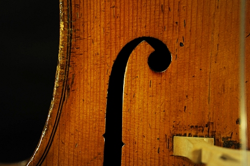 �}�W�R �`�F�� �C�^���A ���_��