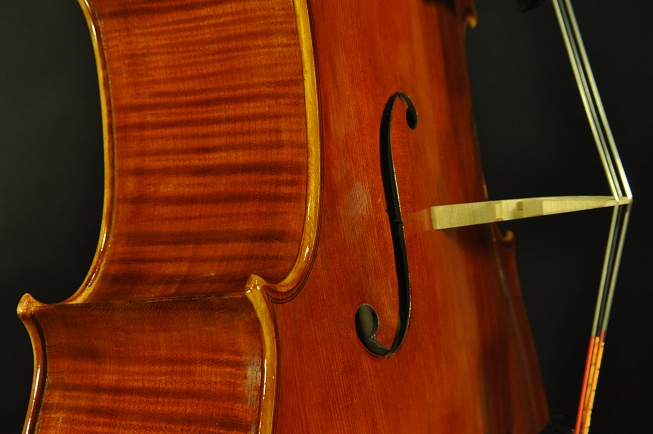 �C�^���A �`�F�� �f�B�r�A�b�W�� LABO