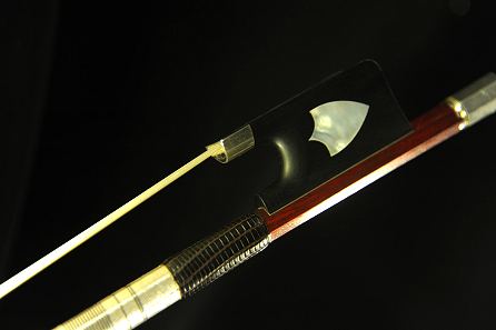 �M���[�� �`�F���| MAGICO