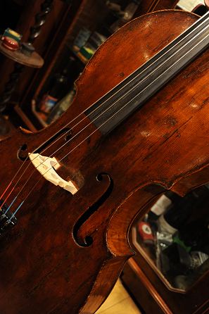 オールドイングリッシュ チェロ