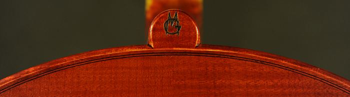 �}�W�R �`�F��