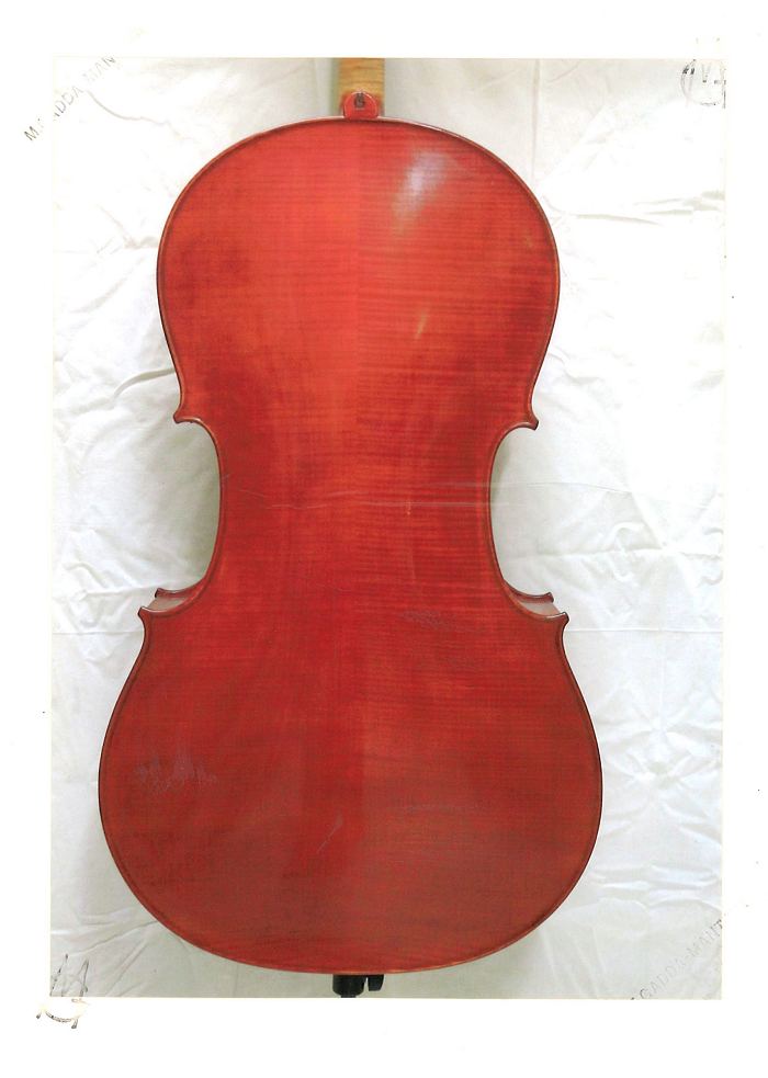 �}�W�R �`�F��