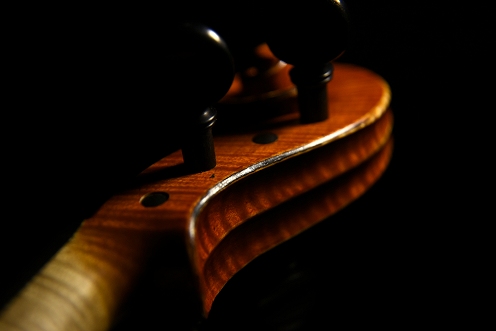 �}�W�R Cremona Violin