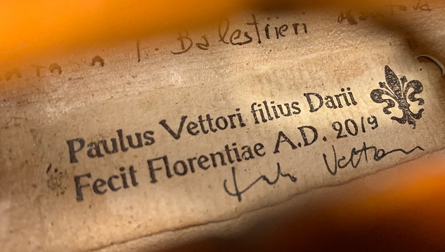 ���@�C�I���� �C�^���A MAGICO