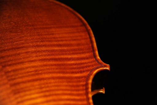 }WR Cremona Violin