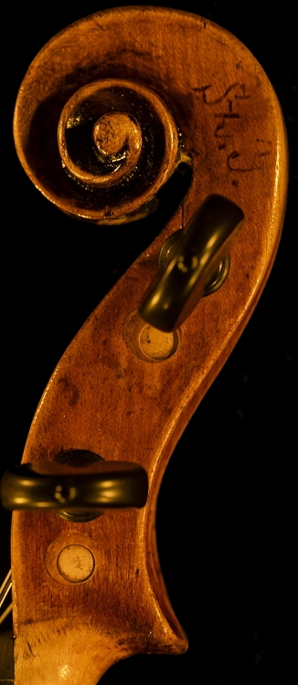 Violin Nemessanyi Budapest Hungary MAGICO