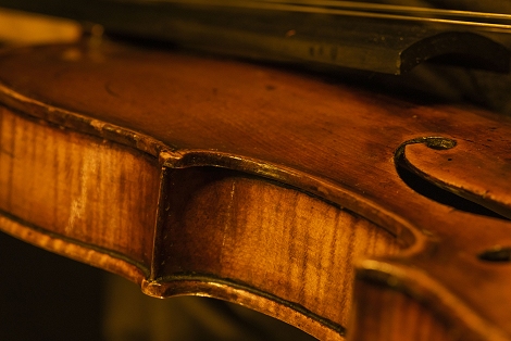 Violin Nemessanyi Budapest Hungary MAGICO