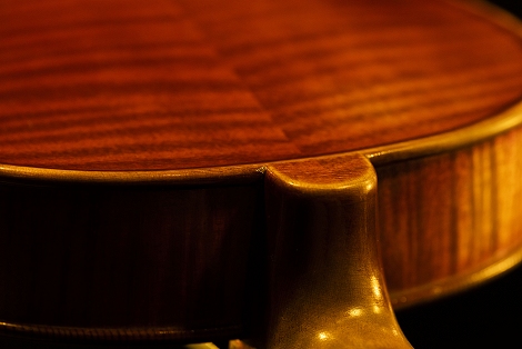 ���@�C�I���� �}�W�R �C�^���A��