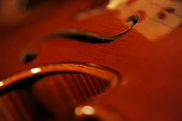 サントスピリト バイオリン ｆ字孔