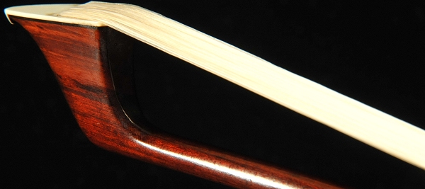 Martin �}���^�� �`�F�� �| �摜