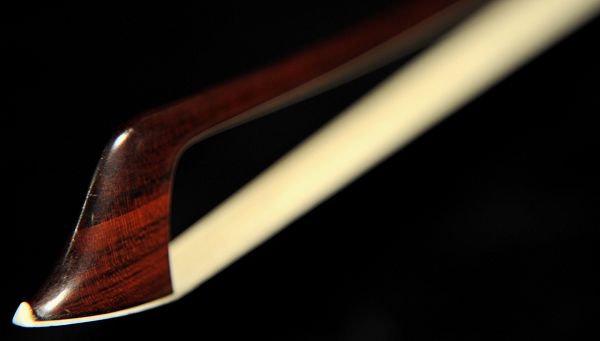 Martin �}���^�� �`�F�� �| �摜