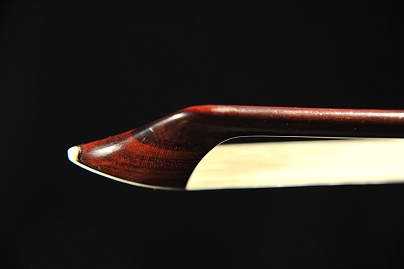 Martin �}���^�� �`�F�� �| �摜